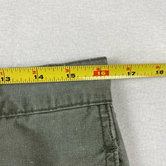 Vintage American Eagle Outfitters Shorts Size 32 Green High Rise Outdoors 90s - Picture 4 of 10